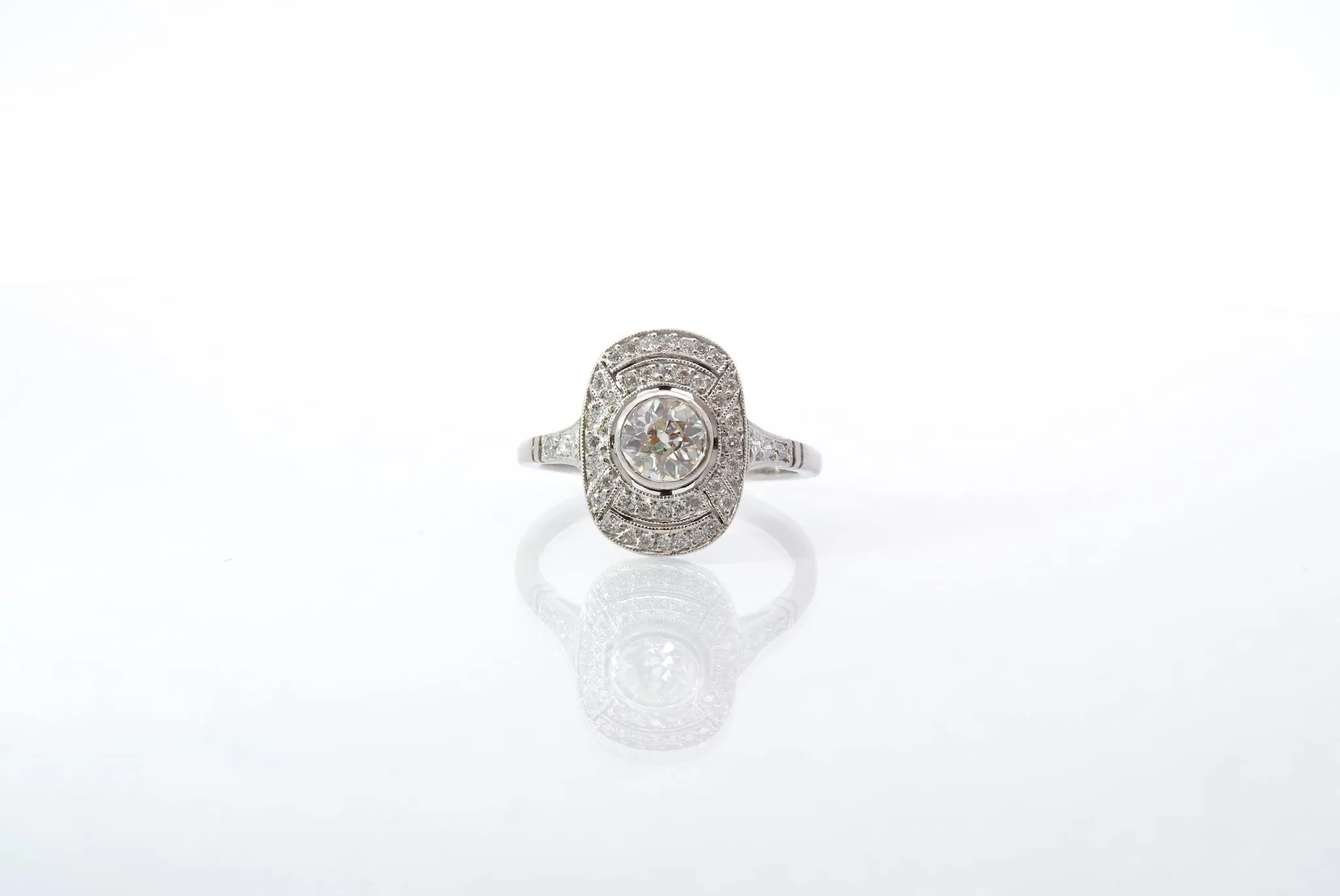 Bague Art Déco diamants platine sold by 58 Facettes product image thumbnail 3