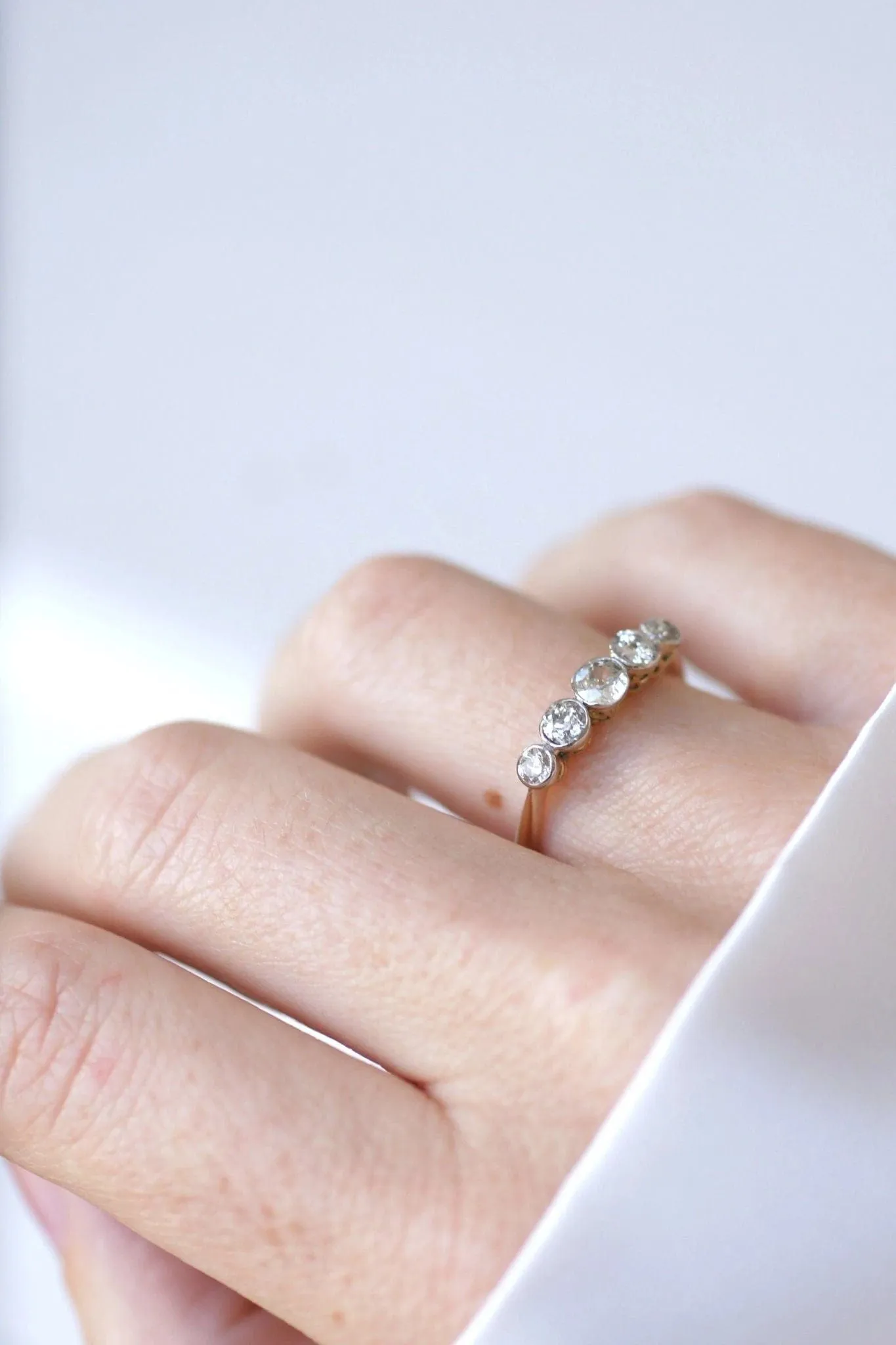 Bague jarretière 5 diamants sold by 58 Facettes product image thumbnail 2