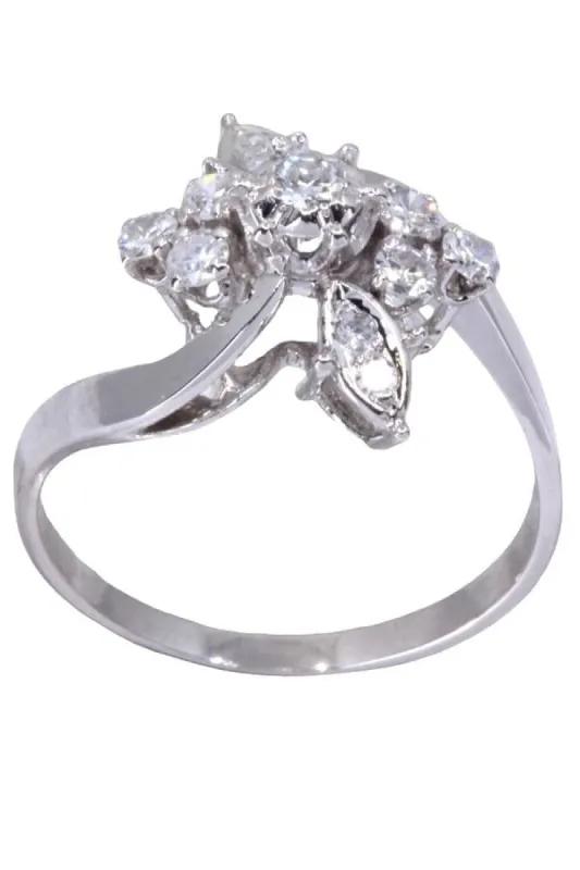 BAGUE FLEUR DIAMANTS sold by 58 Facettes