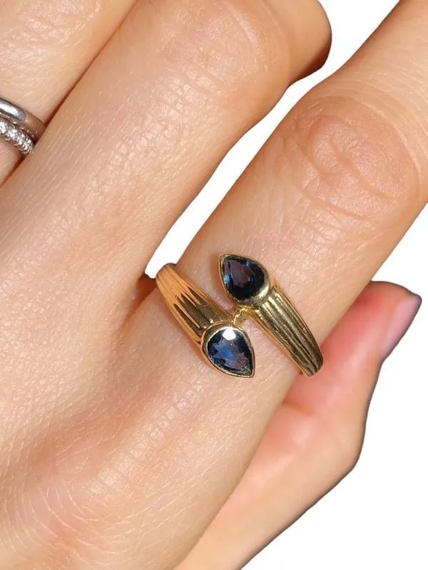 Bague Toi & Moi or jaune et saphirs sold by 58 Facettes product image thumbnail 2