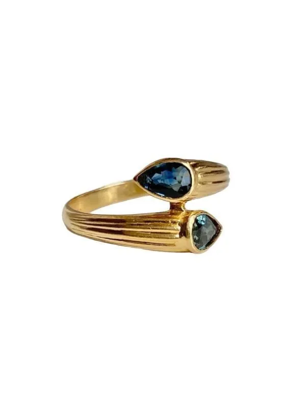 Bague Toi & Moi or jaune et saphirs sold by 58 Facettes