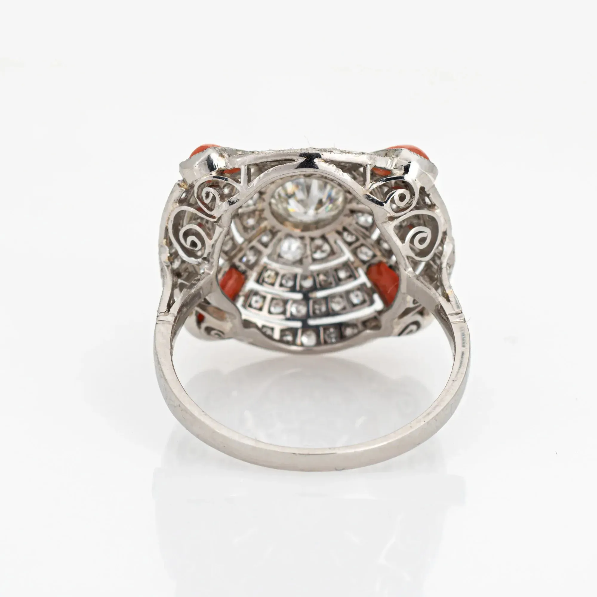 art déco diamond coral Ring sold by 58 Facettes product image thumbnail 5