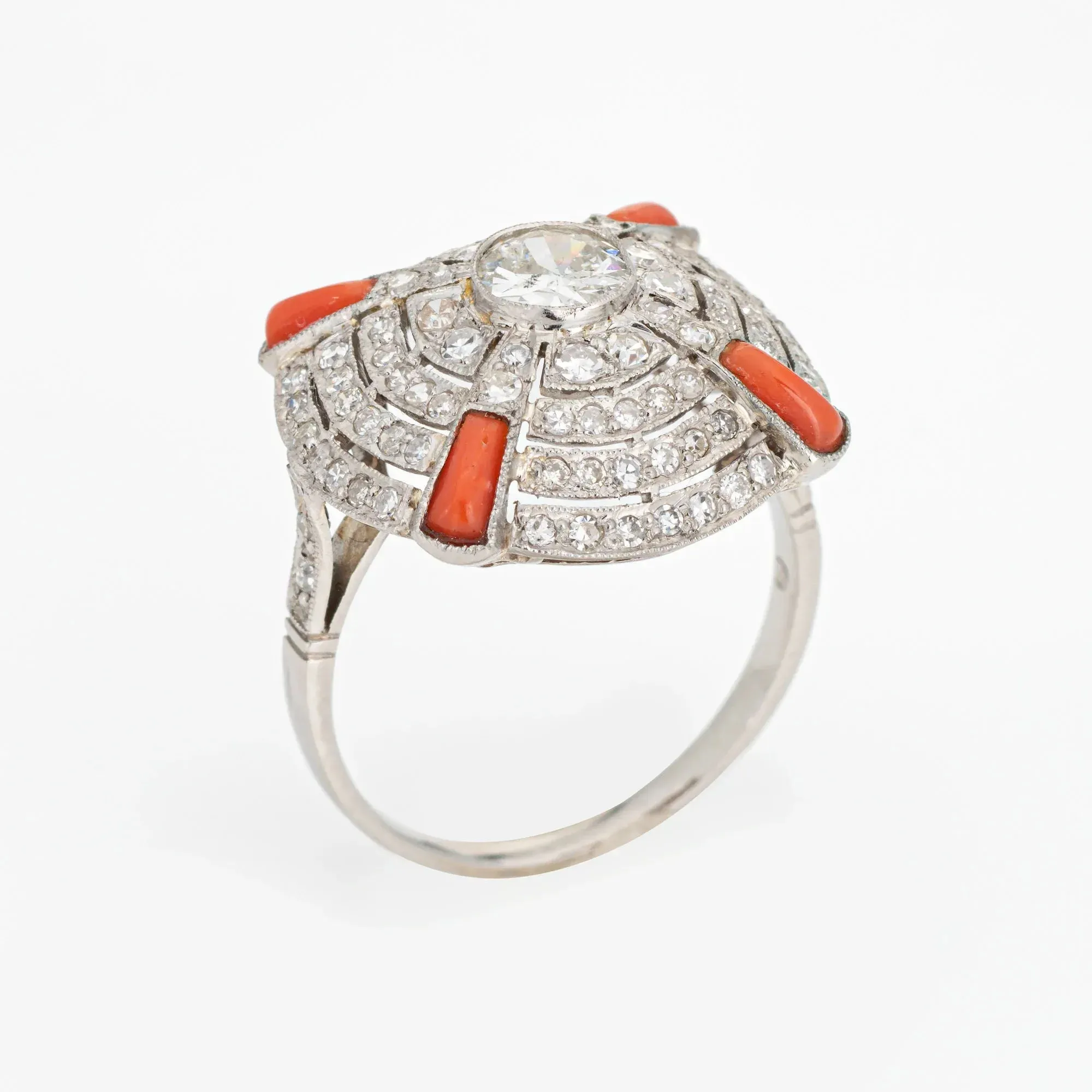 art déco diamond coral Ring sold by 58 Facettes product image thumbnail 3