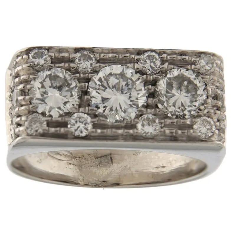 Bague bandeau en or blanc et diamants sold by 58 Facettes