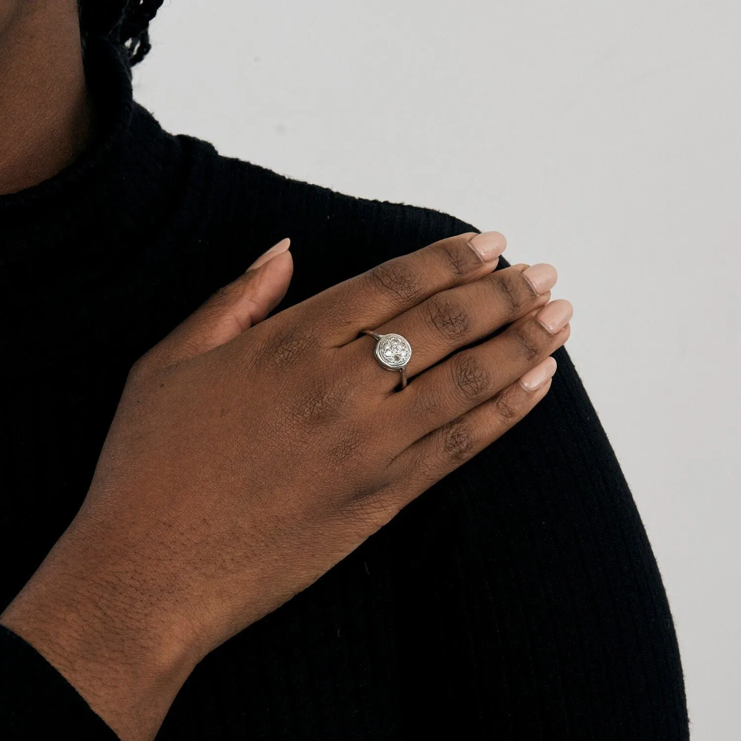 Bague Diamants motif rond sold by 58 Facettes product image thumbnail 2