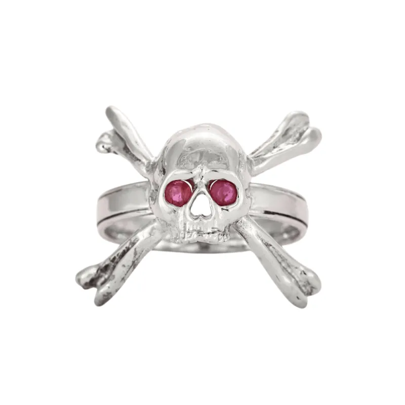 Bague d'homme "Tête de Mort" en or gris et rubis sold by 58 Facettes