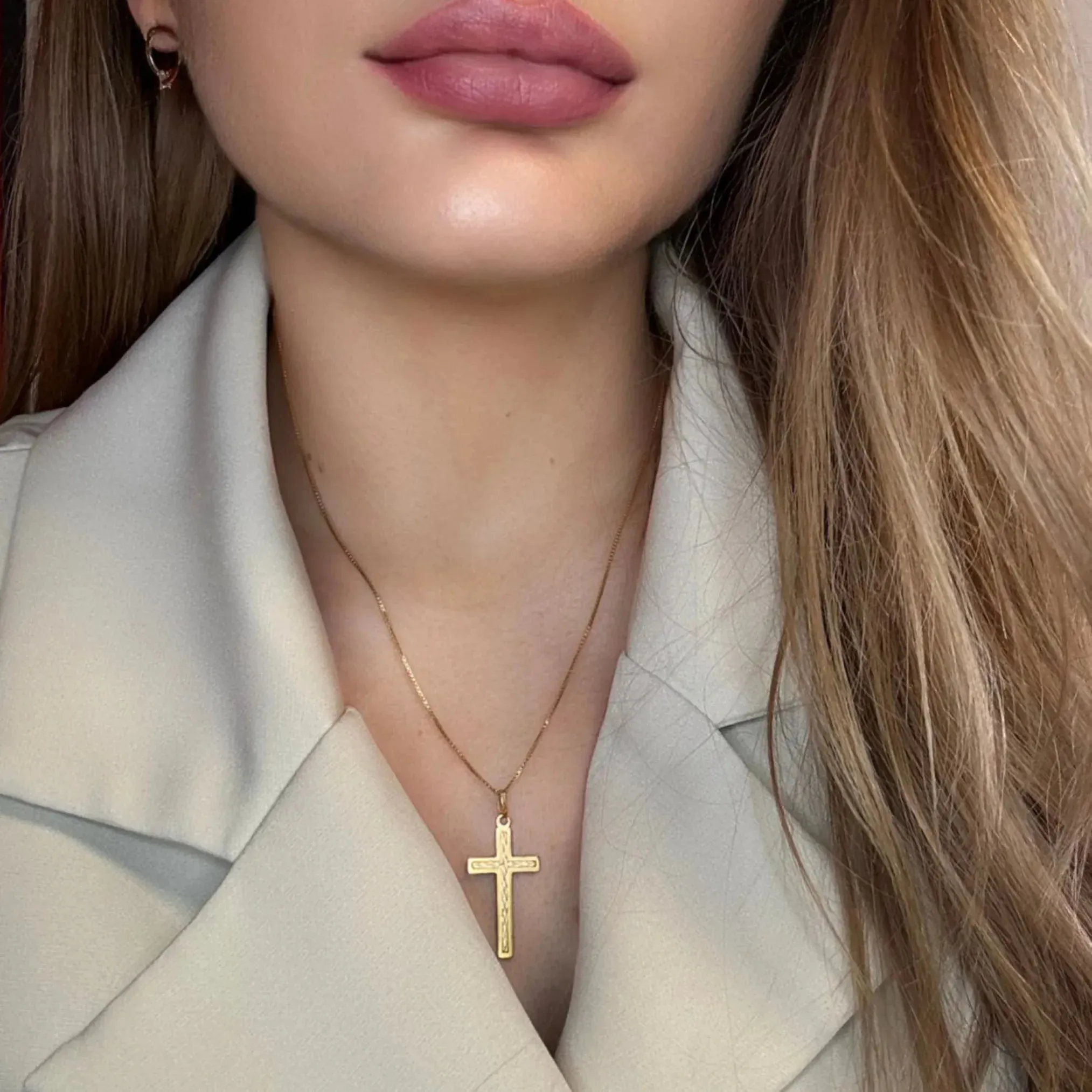 Pendentif Croix or jaune sold by 58 Facettes product image thumbnail 2