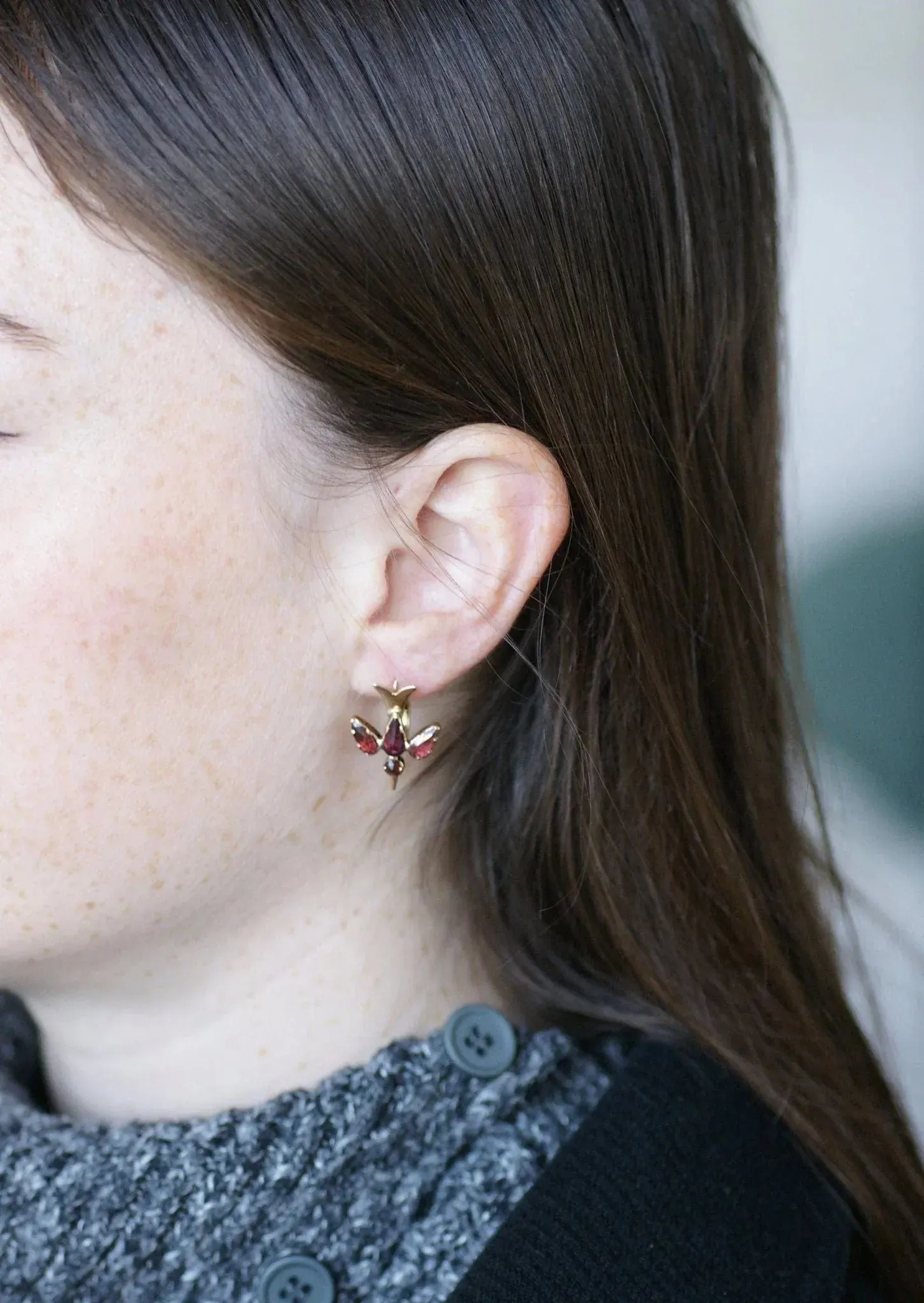 Boucles d'oreilles Colombes Or Grenats sold by 58 Facettes product image thumbnail 2