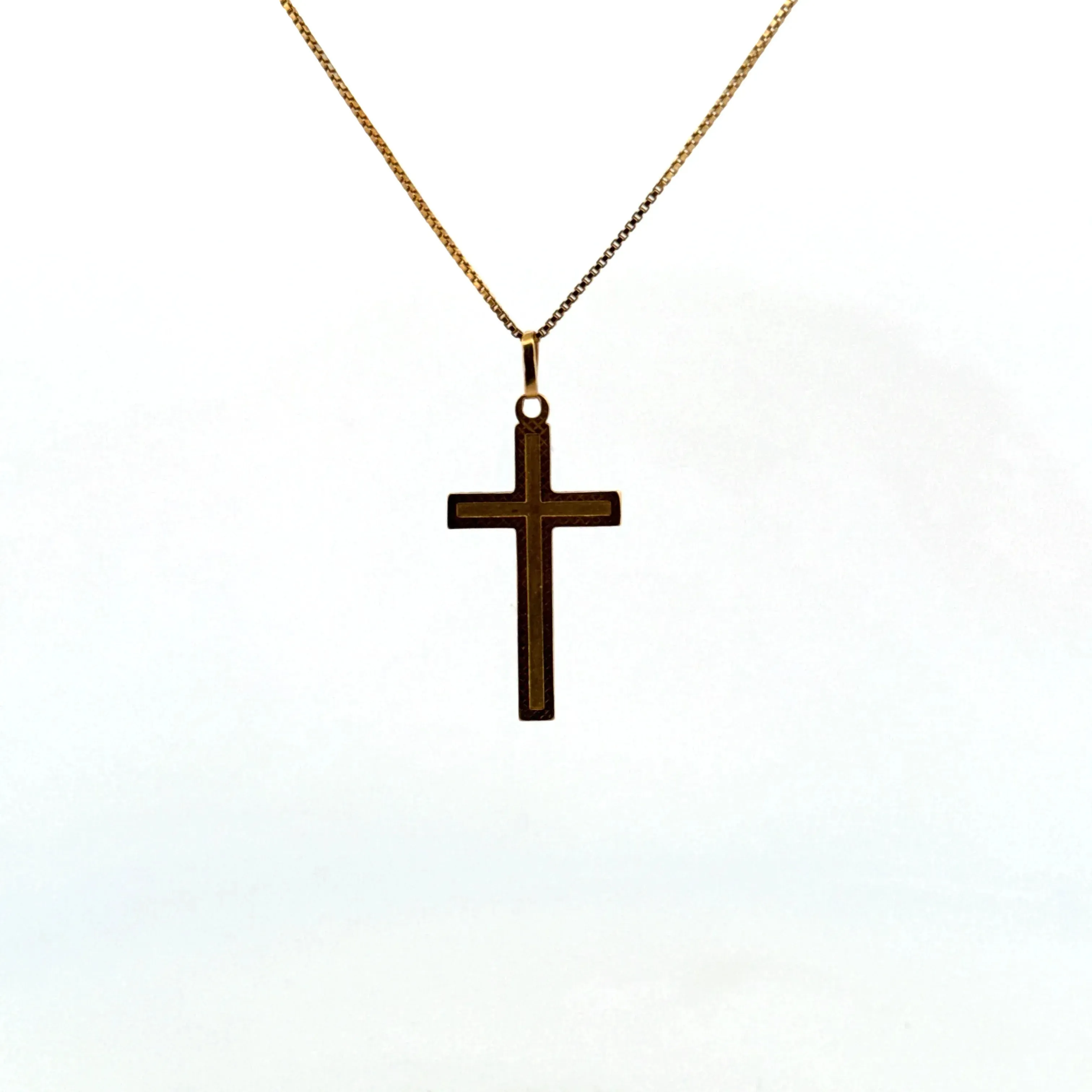 Pendentif Croix or jaune sold by 58 Facettes product image thumbnail 4