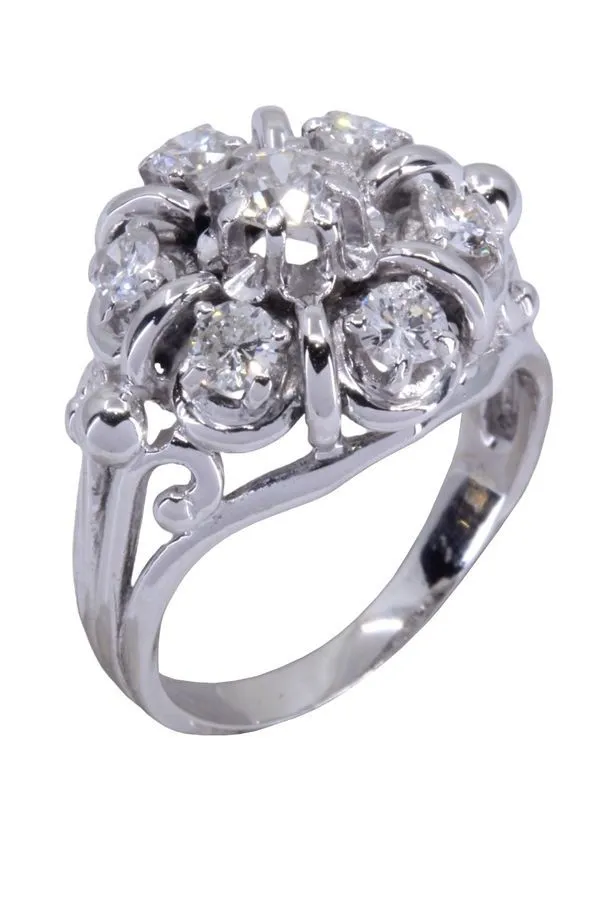 Bague fleur or blanc et diamants sold by 58 Facettes product image thumbnail 5