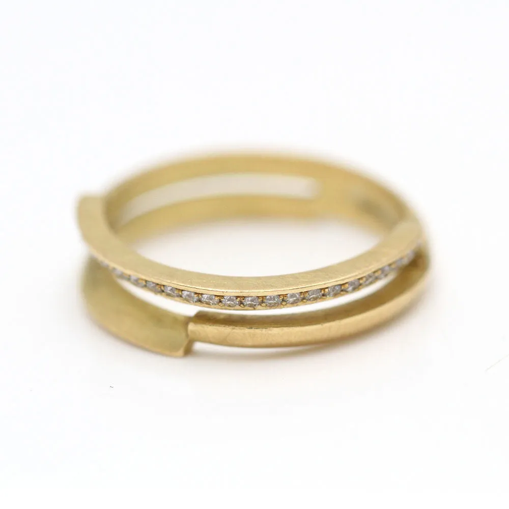 Bague en or 18 carats avec diamants sold by 58 Facettes