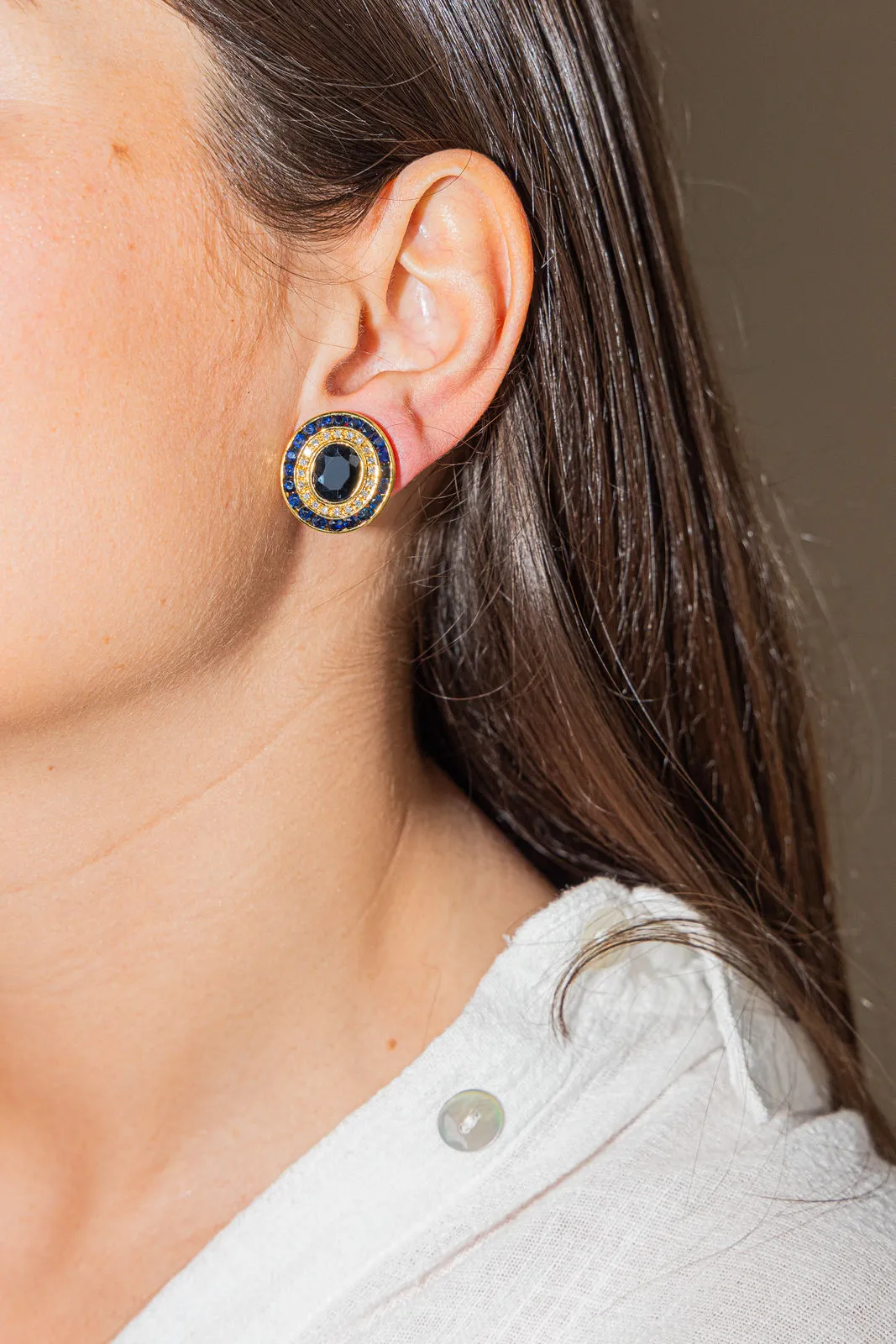 Boucles d’oreilles en or jaune 18 carats, saphirs et diamants sold by 58 Facettes product image thumbnail 2