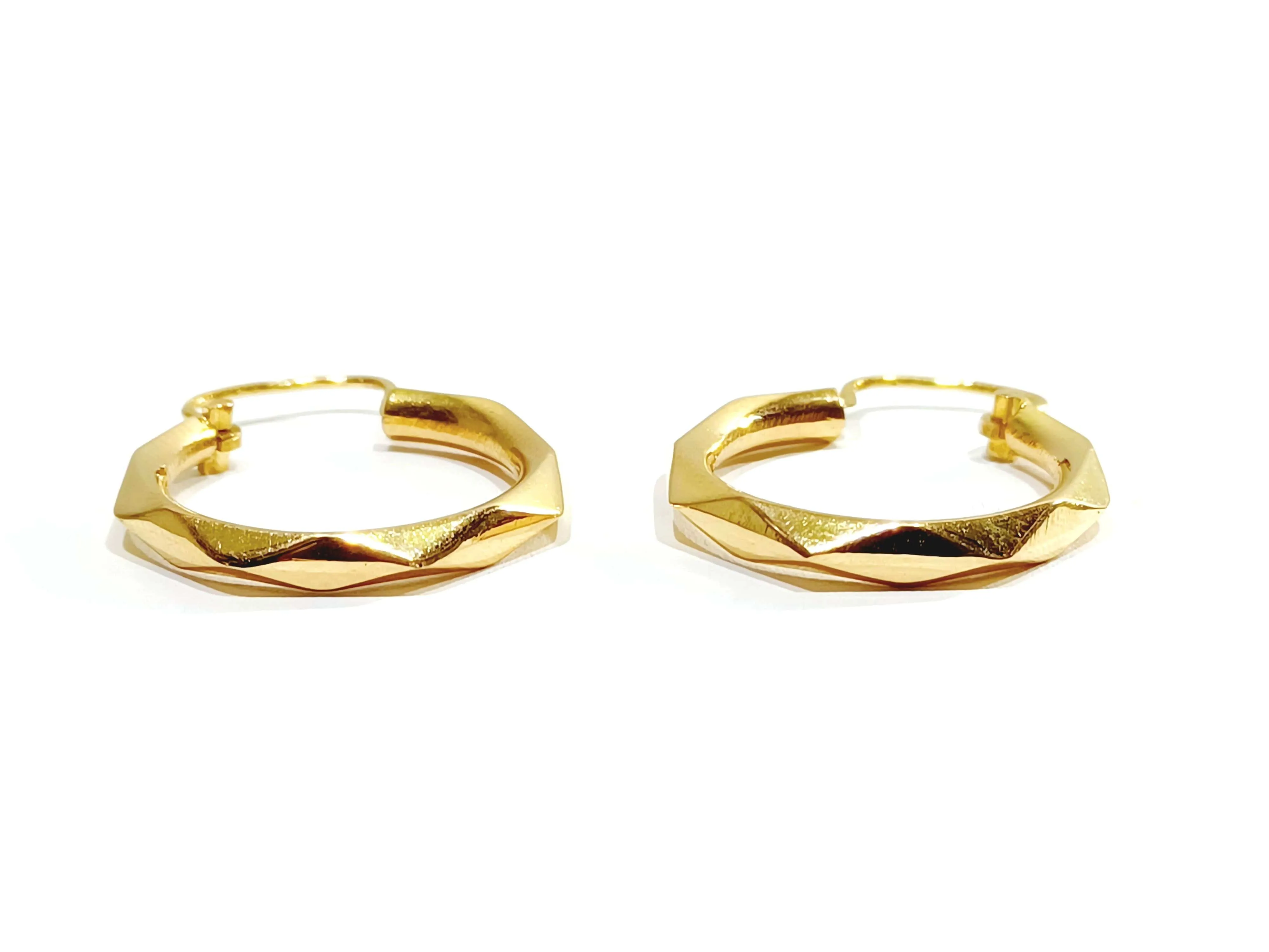 Paire de boucle d'oreilles créoles en or sold by 58 Facettes product image thumbnail 4