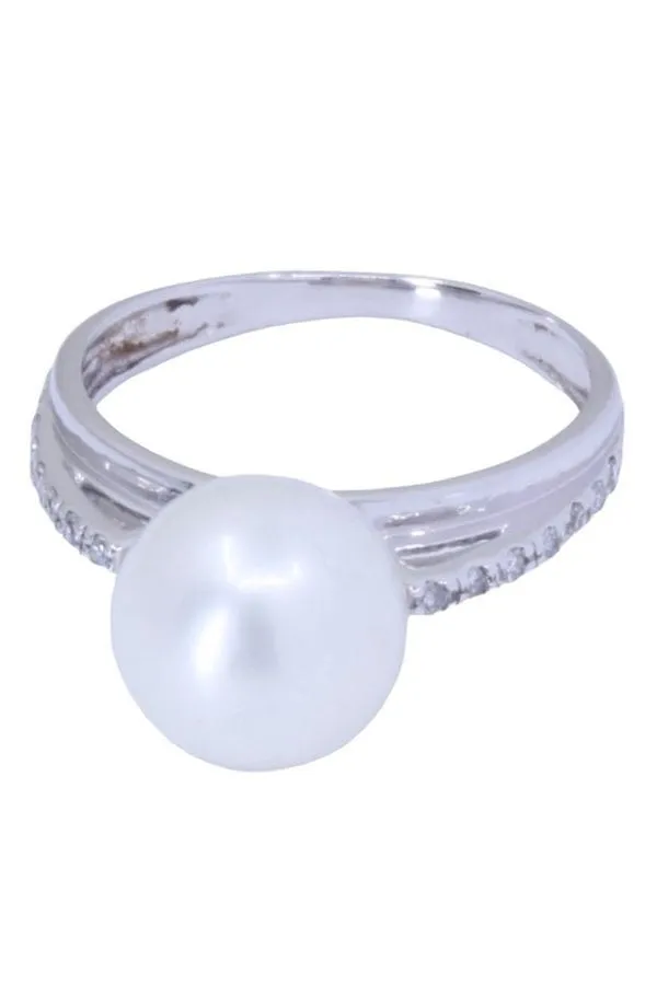 BAGUE PERLE ET DIAMANTS sold by 58 Facettes