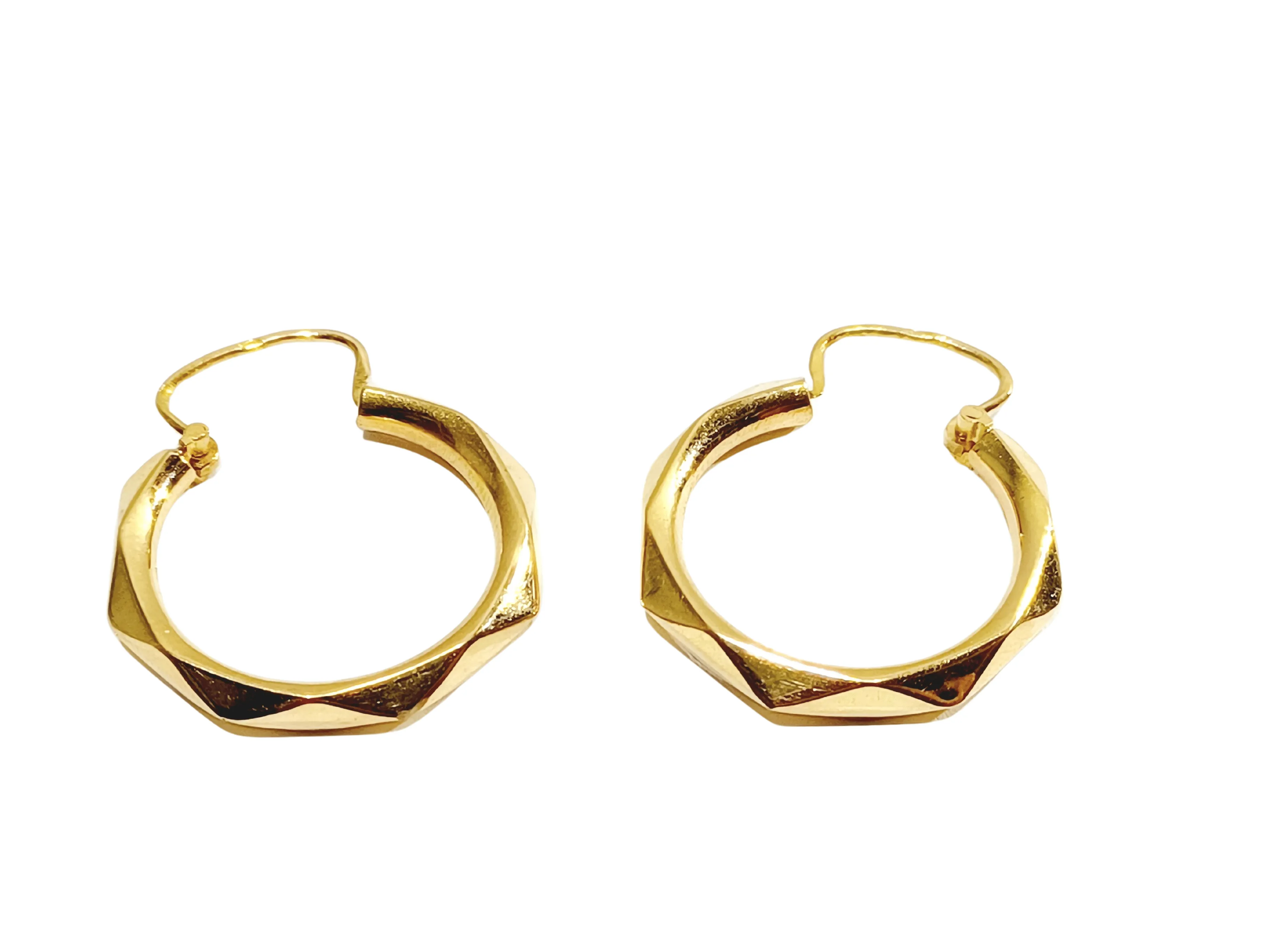 Paire de boucle d'oreilles créoles en or sold by 58 Facettes