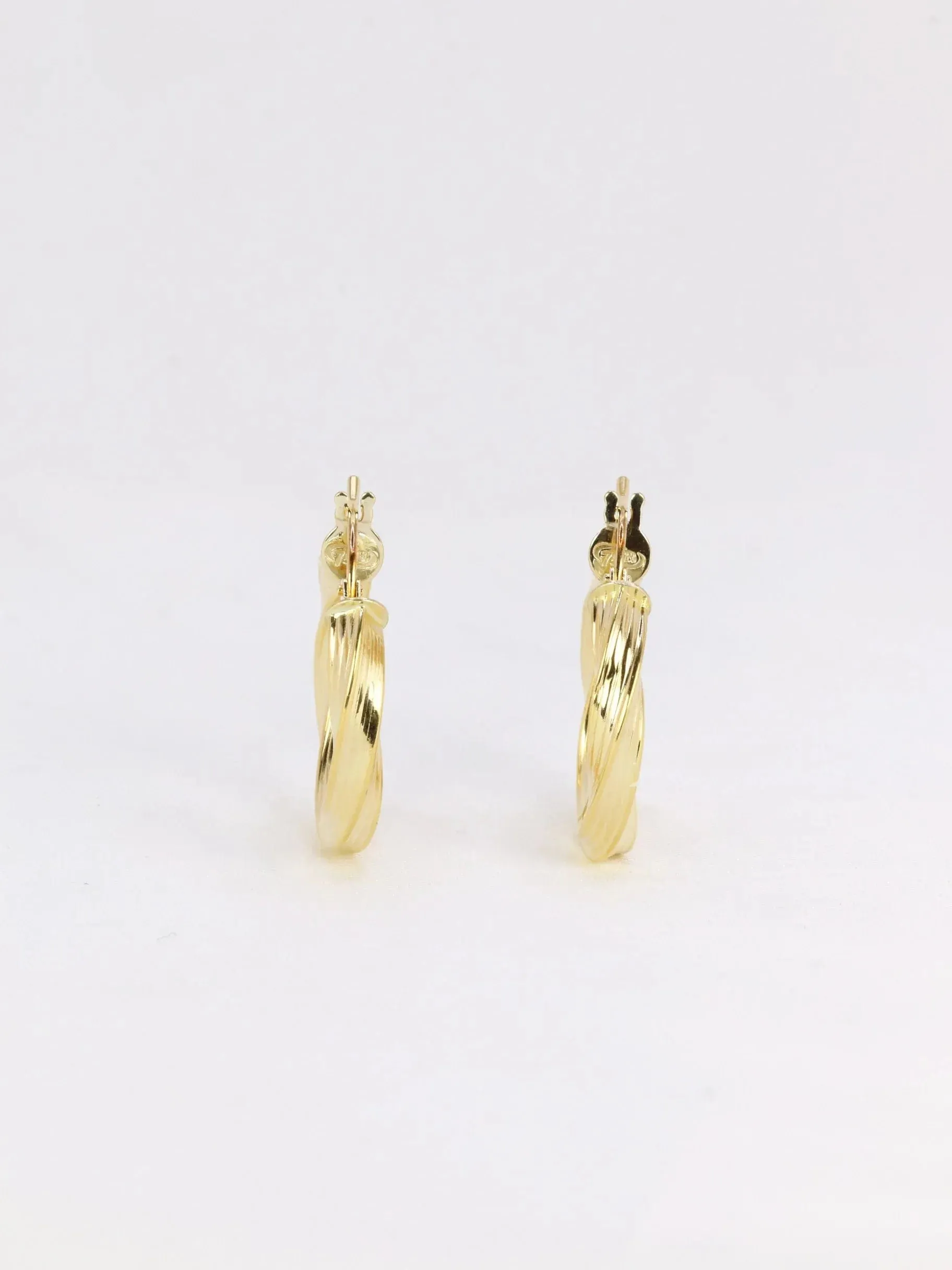 Créoles torsadées Or jaune sold by 58 Facettes product image thumbnail 4