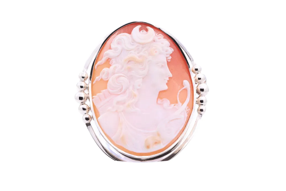 Broche Art Déco en or jaune sertie d'un camée sold by 58 Facettes