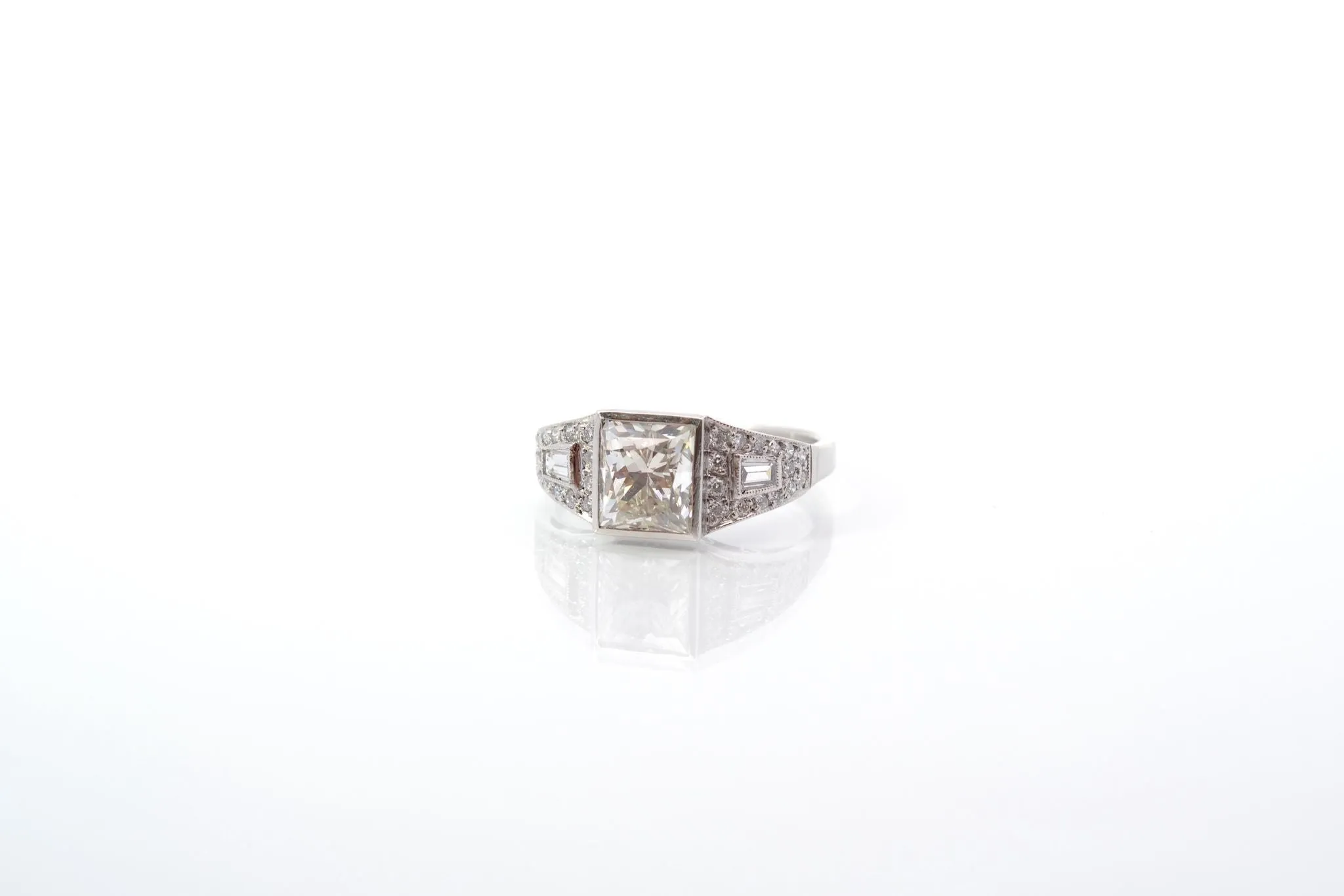 Bague diamant taille coussin sold by 58 Facettes product image thumbnail 3