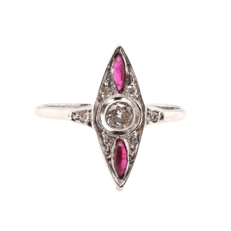 Bague Marquise Or blanc Diamants Rubis sold by 58 Facettes