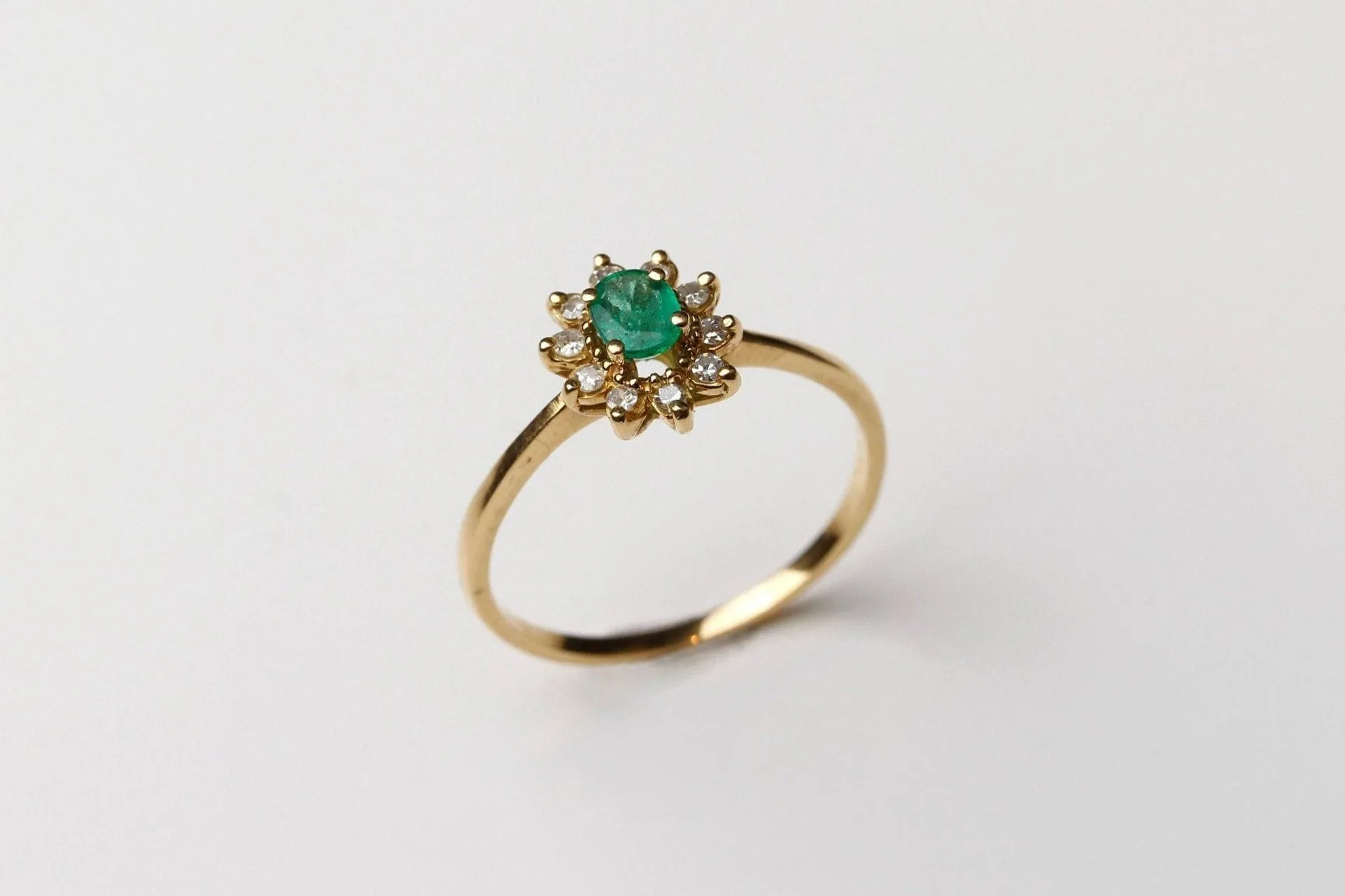 Bague Marguerite Emeraude de 0,40ct sold by 58 Facettes product image thumbnail 3