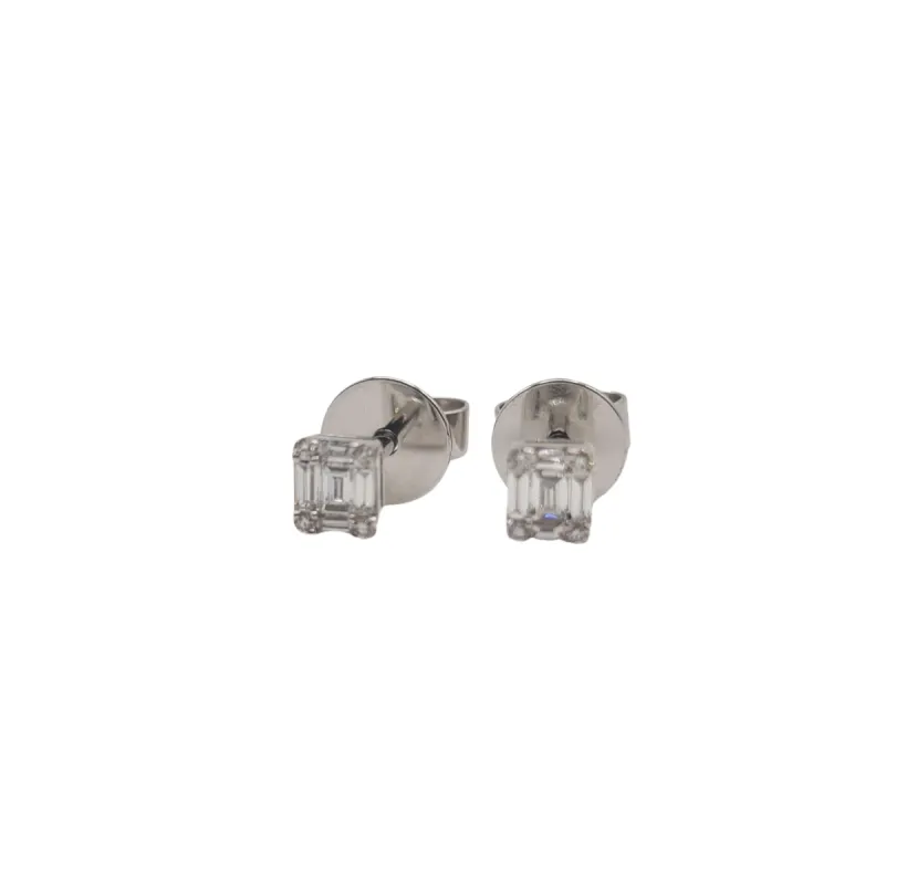 Boucles d’oreilles or blanc serties de diamants baguettes sold by 58 Facettes
