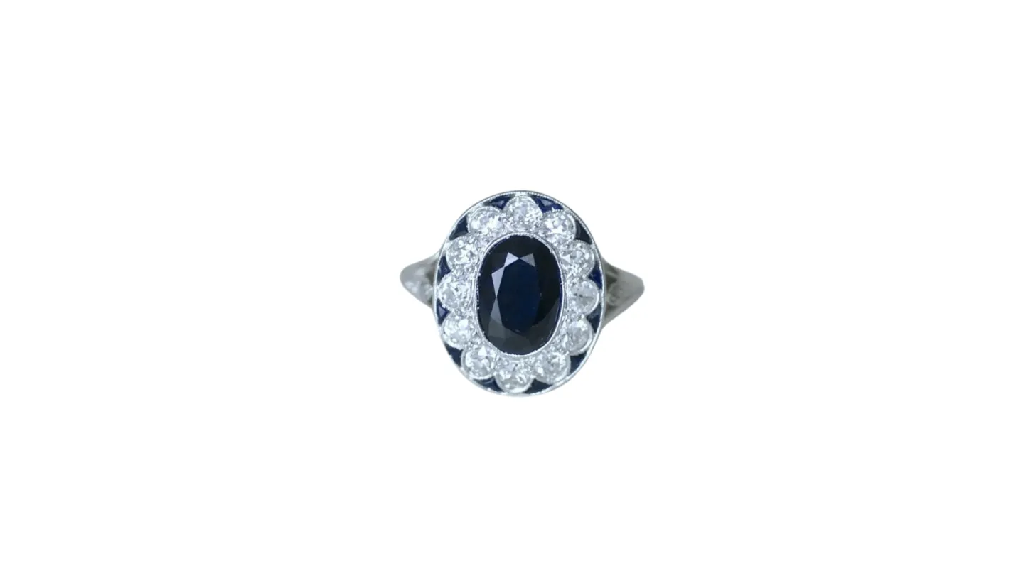 Bague pompadour Art Déco Or blanc Platine Saphir Diamants sold by 58 Facettes