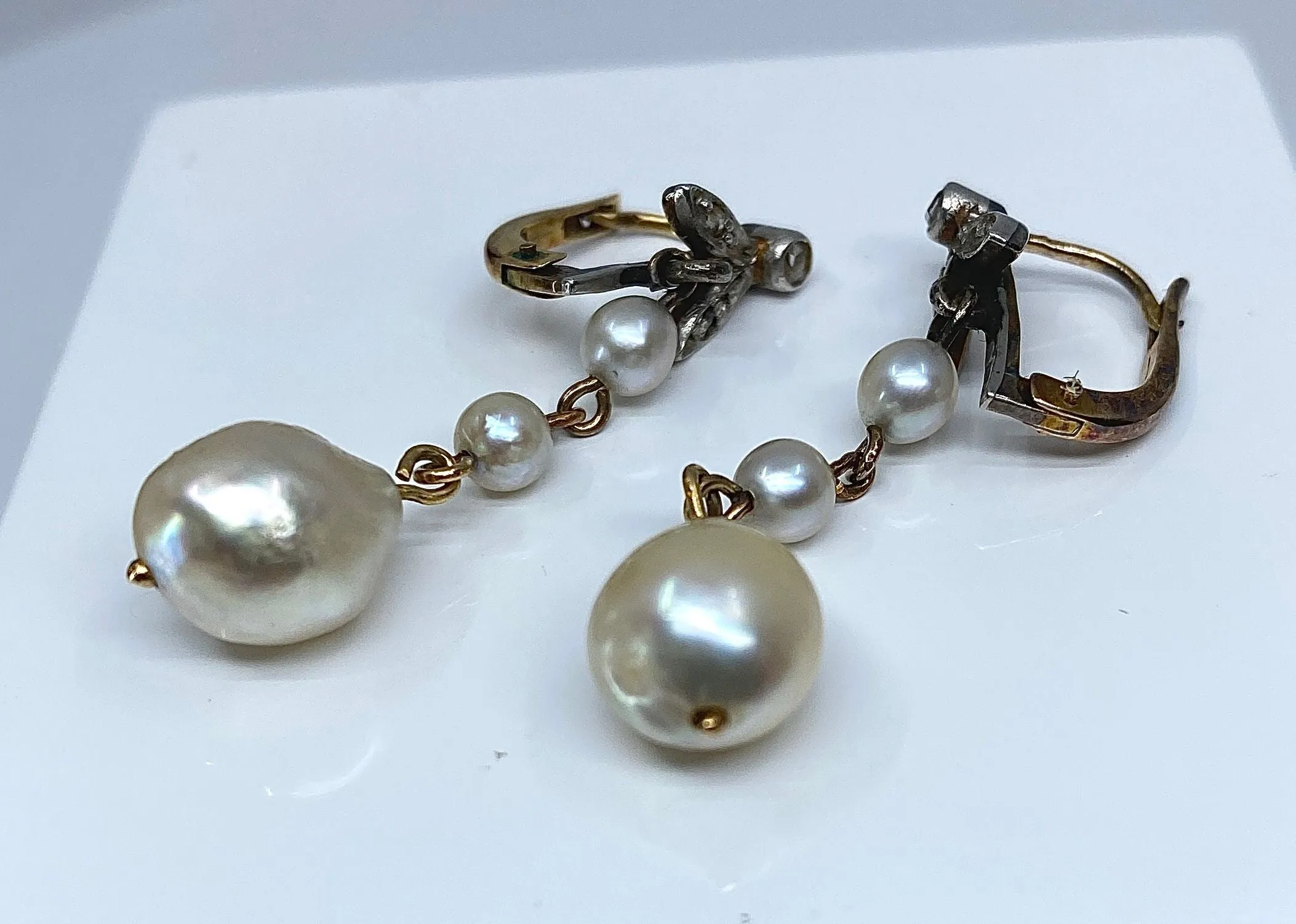 Boucles d’oreilles or perles diamants vers 1900 sold by 58 Facettes product image thumbnail 5