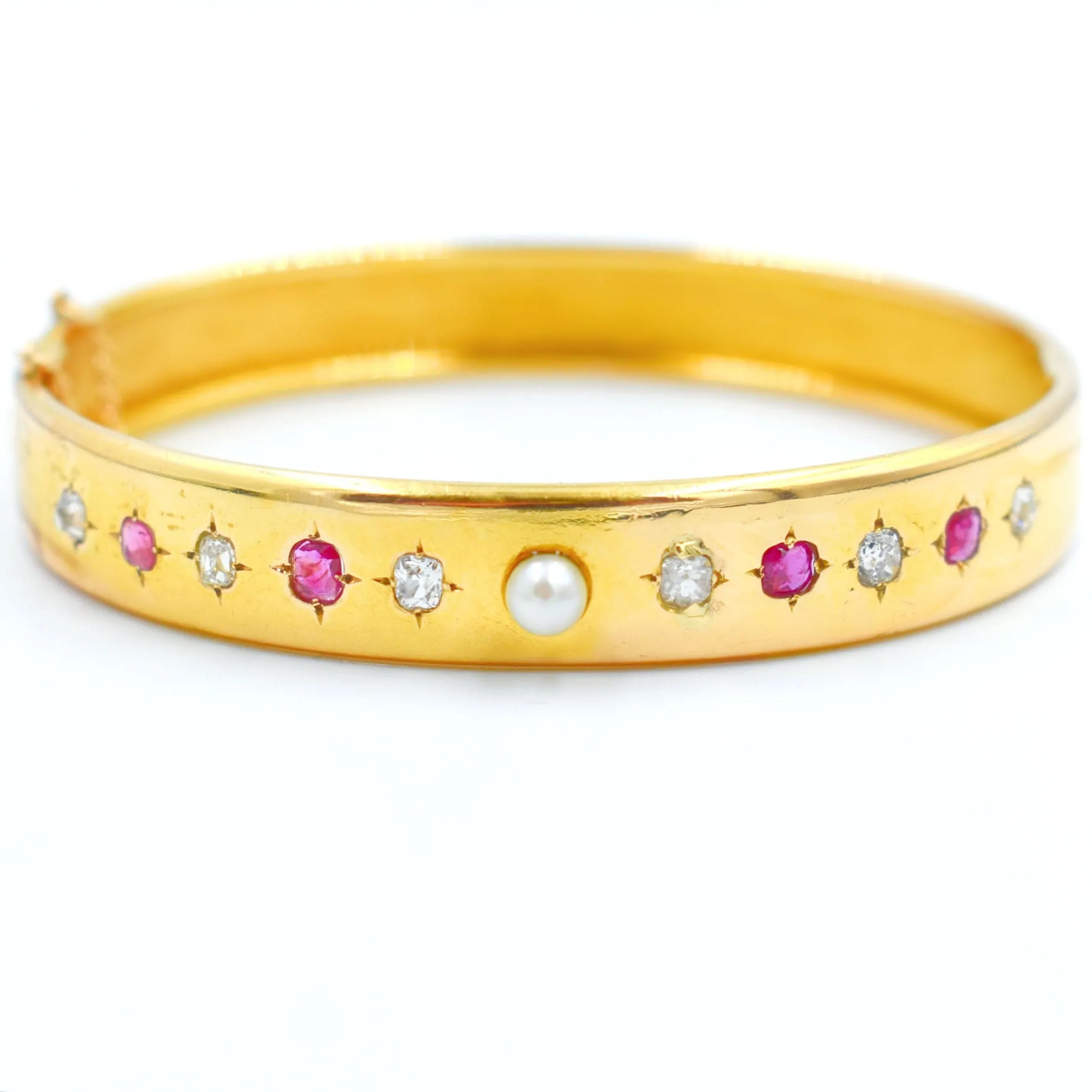 Bracelet jonc en or diamants, rubis et perle sold by 58 Facettes product image thumbnail 2