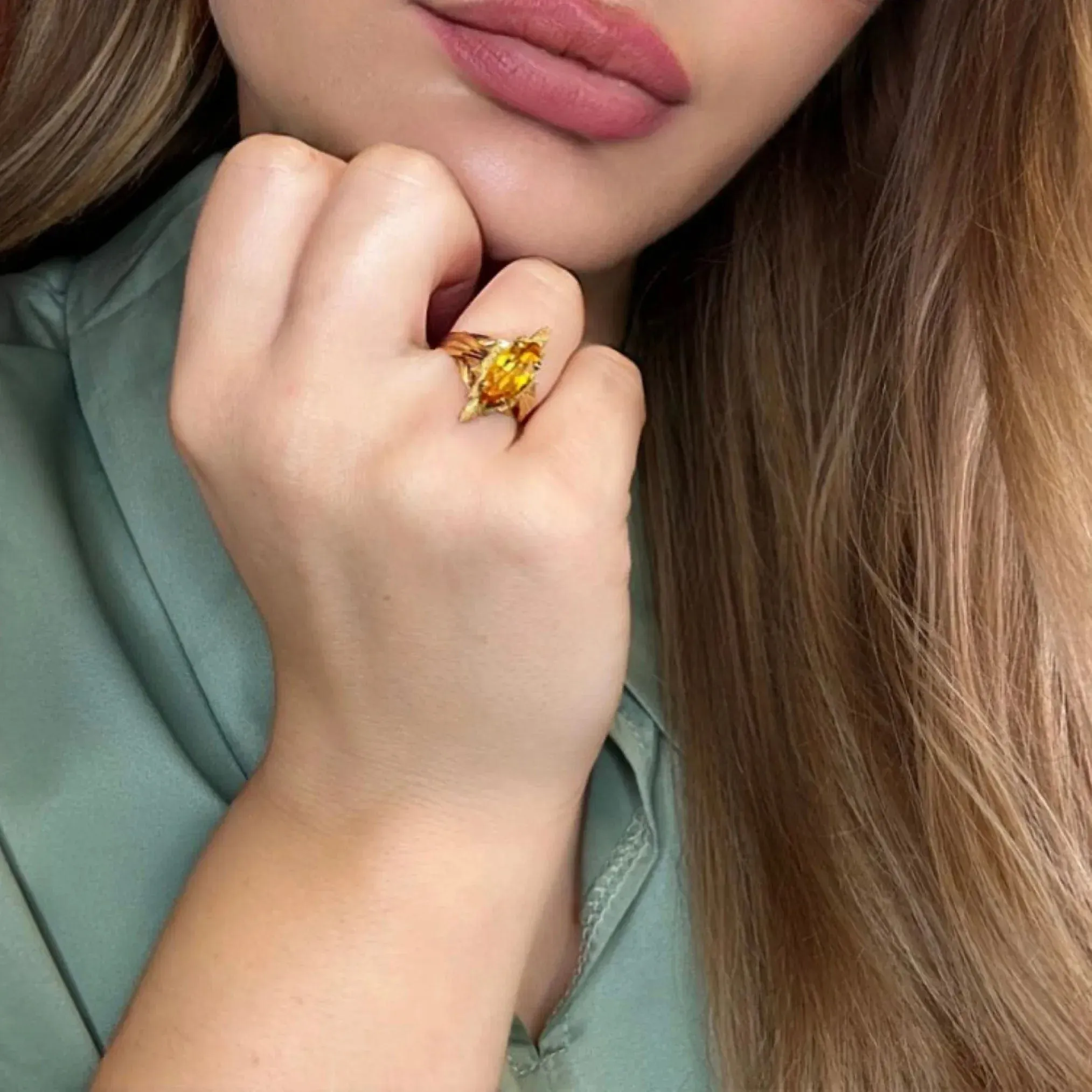 Bague Marquise Or Jaune 18k & Saphir sold by 58 Facettes product image thumbnail 2