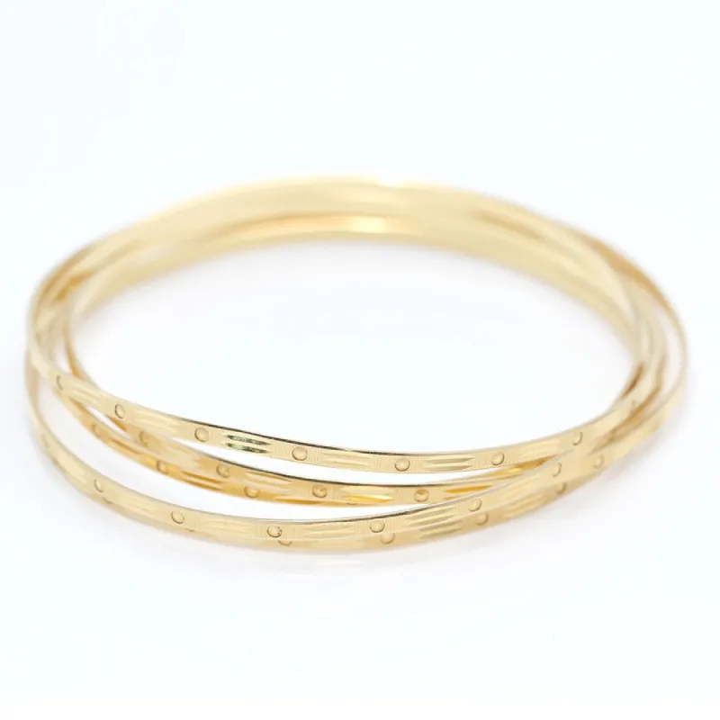 Lot de 5 bracelets en or texturé sold by 58 Facettes