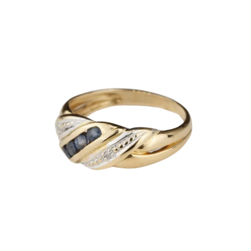 Bague Entrelacs 4 saphirs sold by 58 Facettes