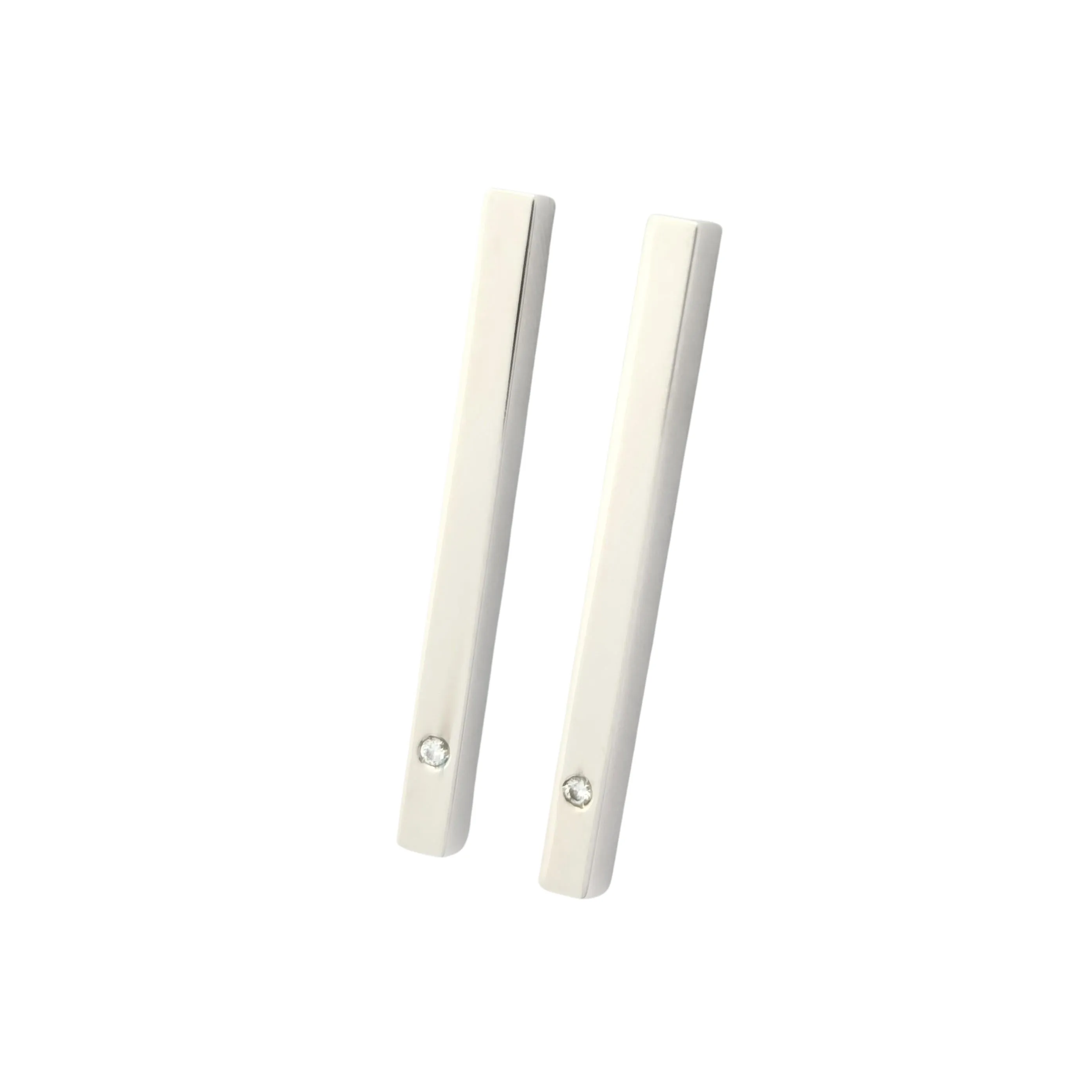 Boucles d'oreilles en or blanc 18 carats et diamants sold by 58 Facettes