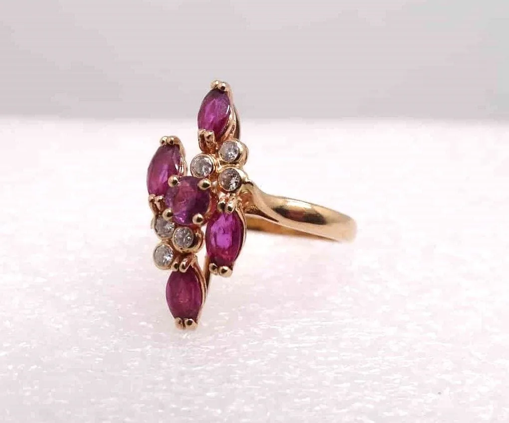 Bague en or jaune, diamants et rubis sold by 58 Facettes product image thumbnail 2