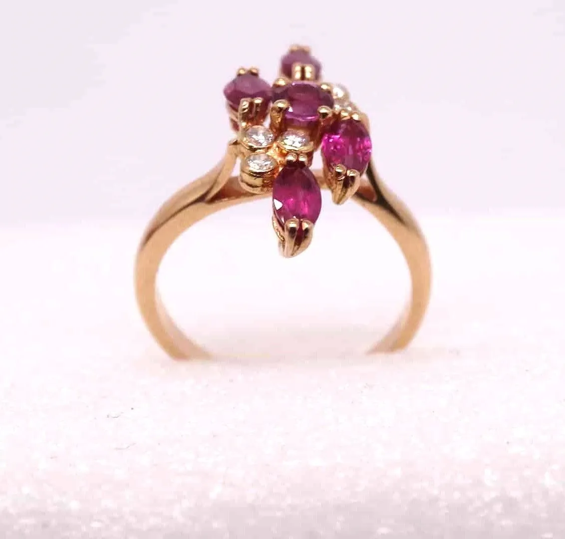Bague en or jaune, diamants et rubis sold by 58 Facettes product image thumbnail 3