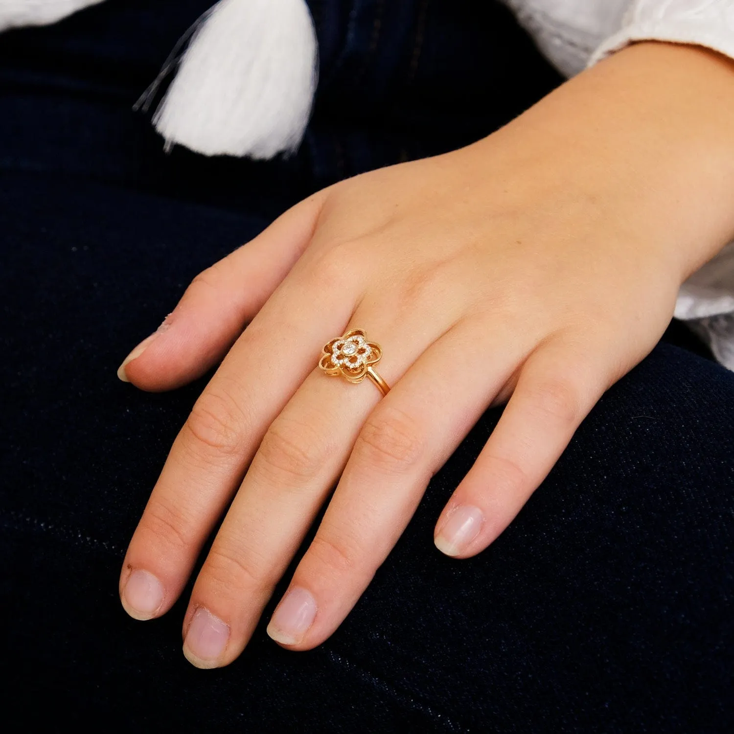 Bague Fleur Diamants sold by 58 Facettes product image thumbnail 3