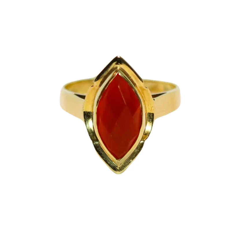 Bague vintage en or 14 carats avec cornaline sold by 58 Facettes