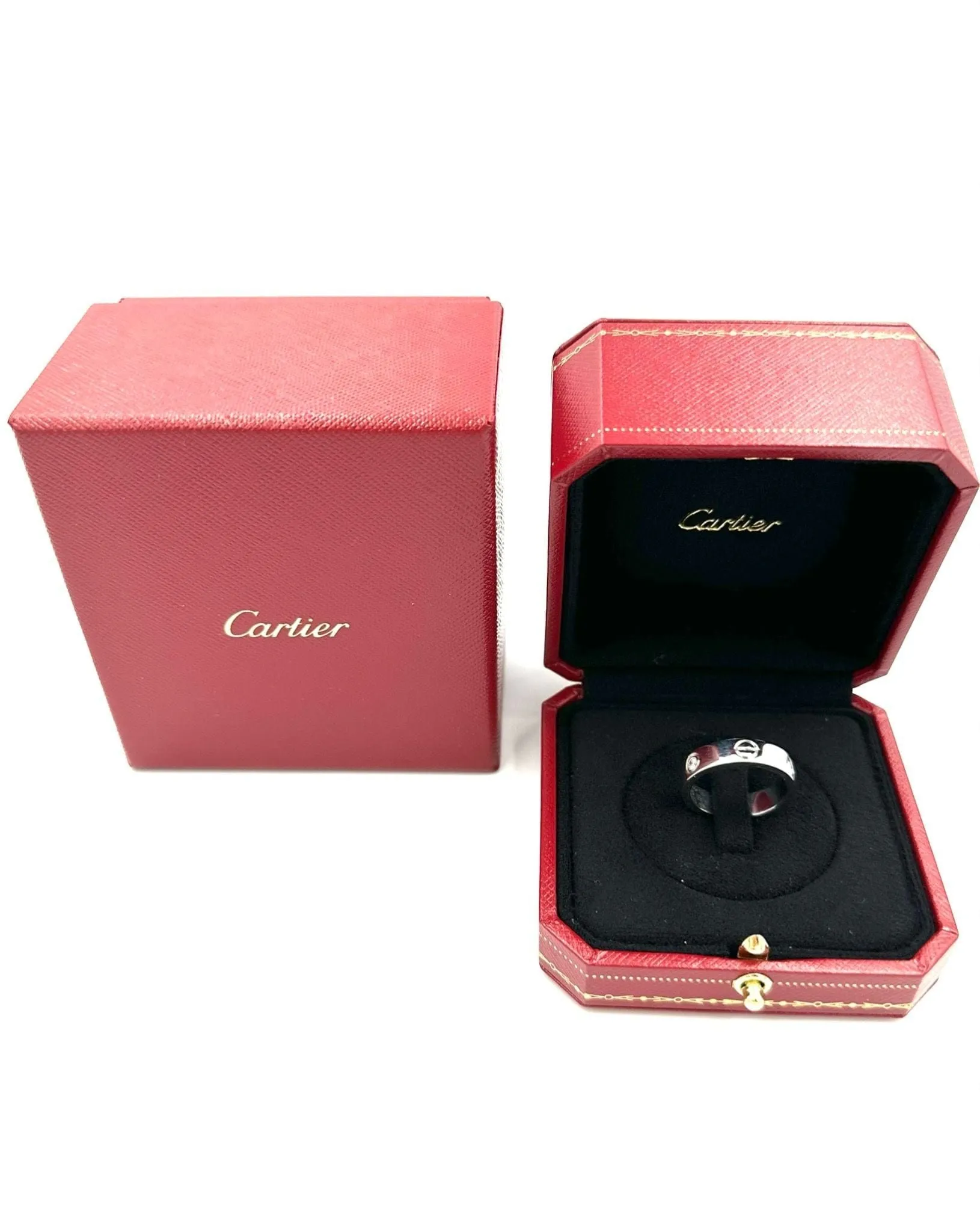 CARTIER. Collection "LOVE", bague en or blanc 18K et 3 diamants sold by 58 Facettes product image thumbnail 2