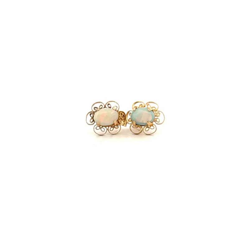 Puces d'oreilles or jaune 18k & Opale sold by 58 Facettes