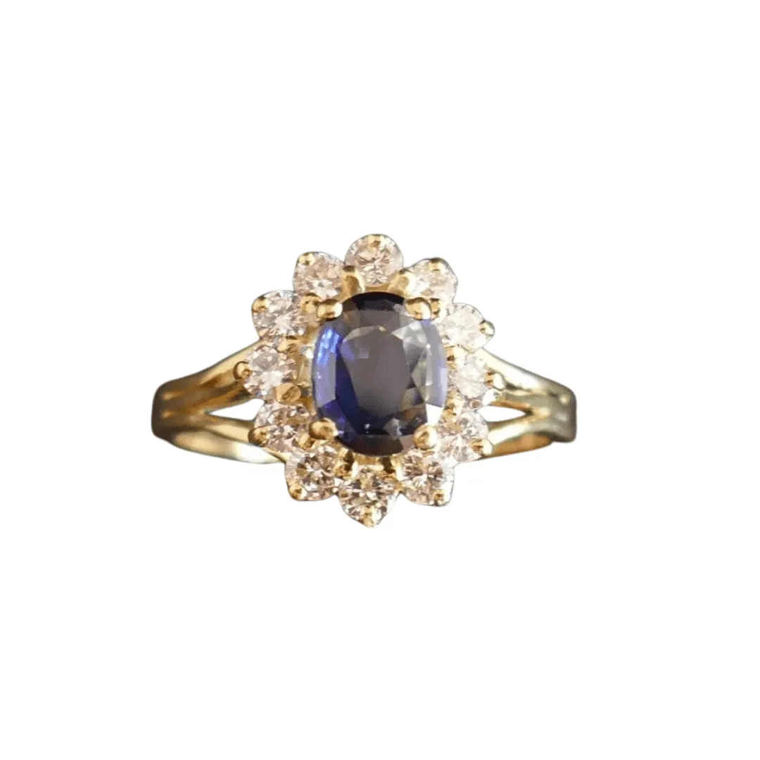 Bague Saphir Et Diamants, Or 18 Carats sold by 58 Facettes