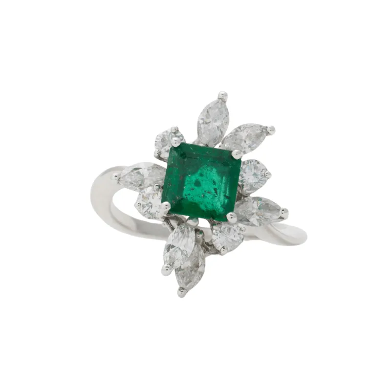 Bague émeraude et diamants sold by 58 Facettes