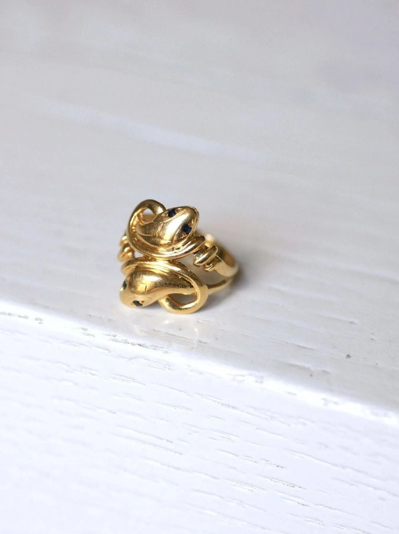 Bague Serpents enroulés or et saphirs sold by 58 Facettes product image thumbnail 2