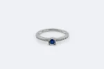 Bague en or blanc avec saphir et diamants sold by 58 Facettes
