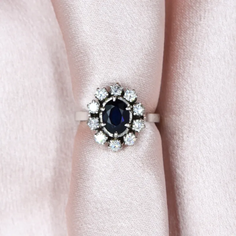 Bague marguerite or blanc saphir et diamants sold by 58 Facettes