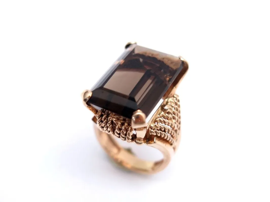 vintage bague sertie quartz fume rectangulaire or rose sold by 58 Facettes
