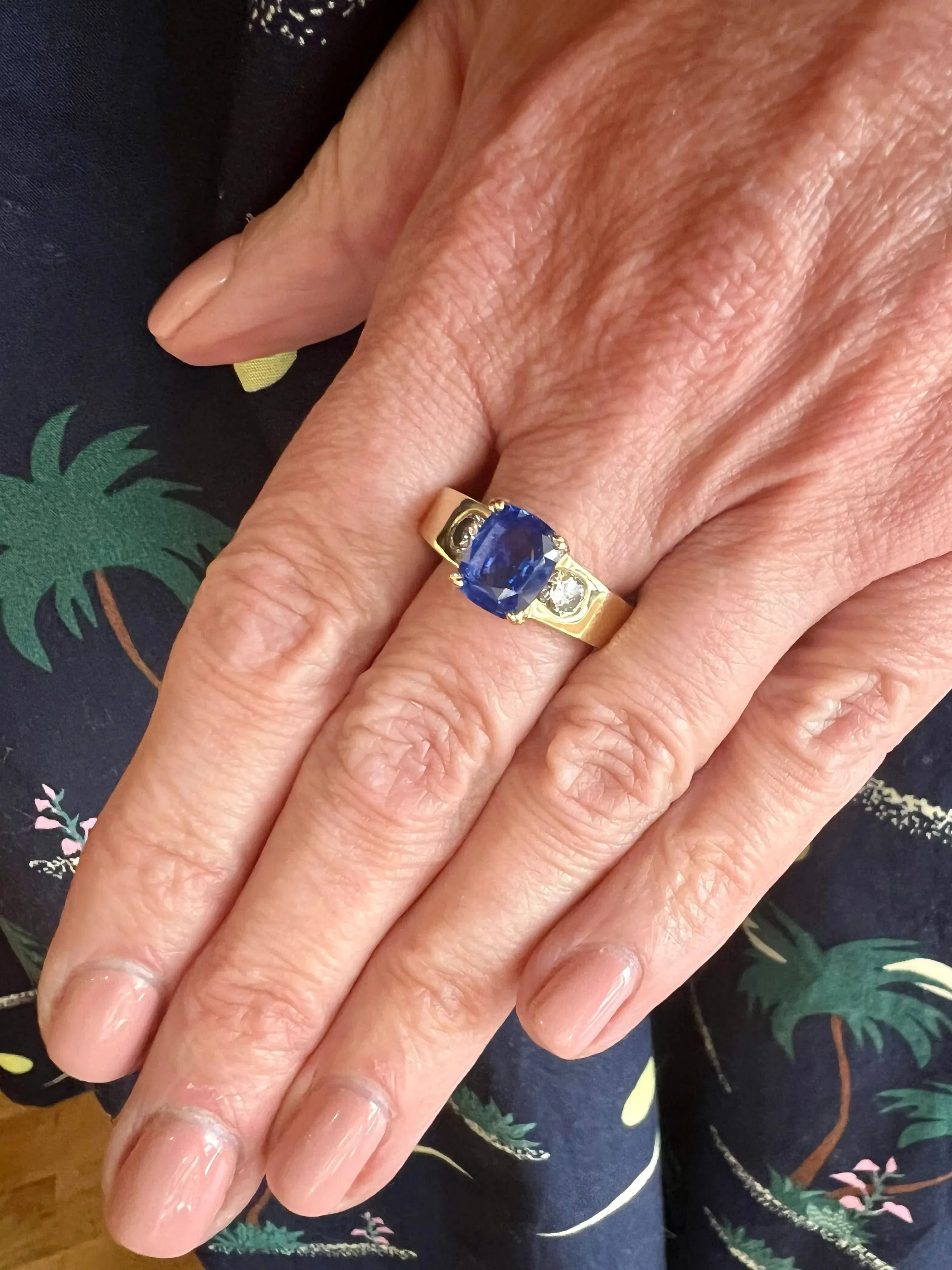 Bague or jaune, saphir 2.66 carats, diamants sold by 58 Facettes product image thumbnail 4