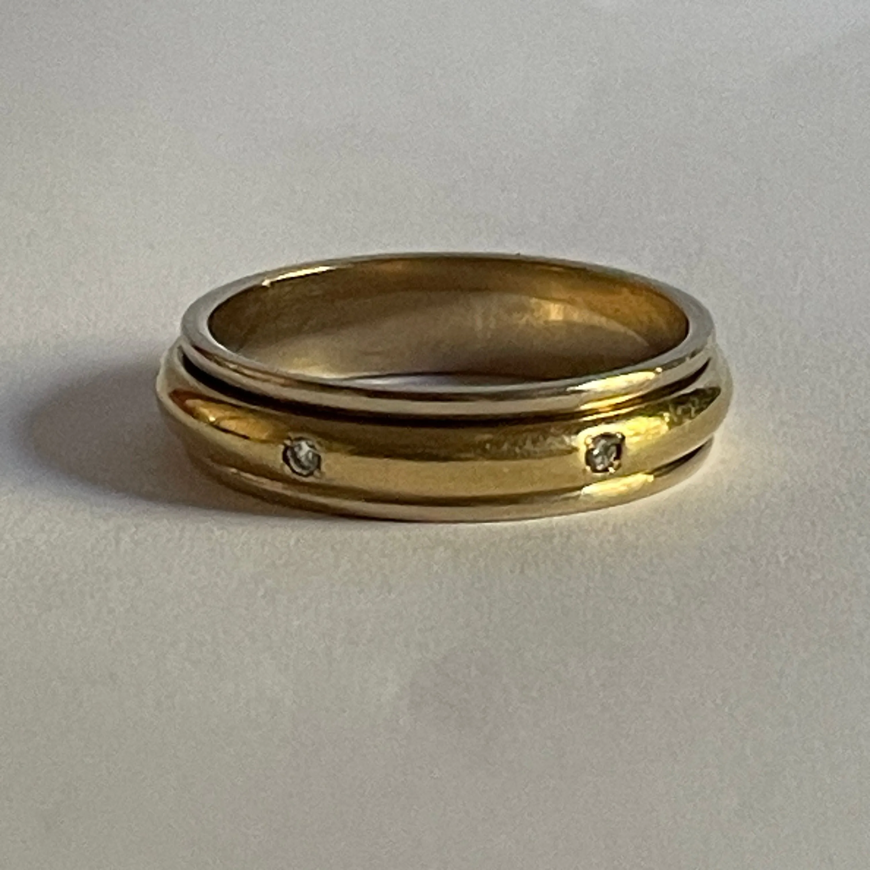 Bague or blanc, or jaune et diamants sold by 58 Facettes product image thumbnail 2