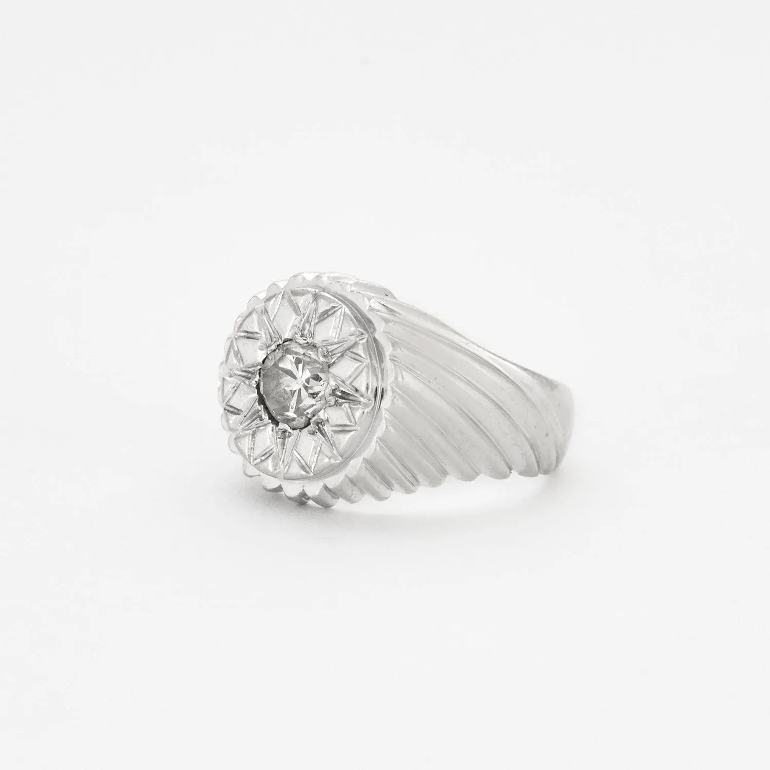 Bague chevalière en or gris et diamants sold by 58 Facettes product image thumbnail 4