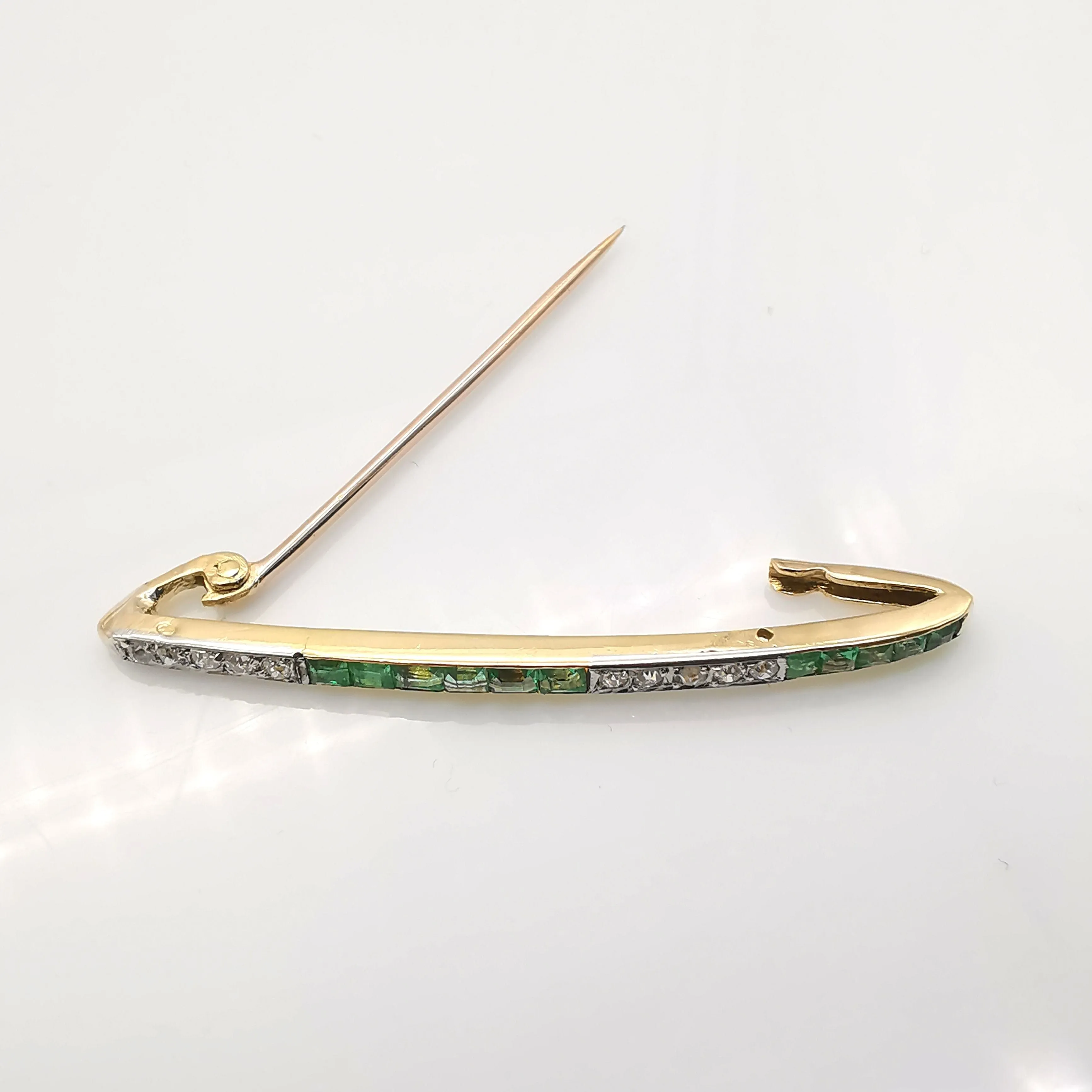 Ancienne broche or, émeraudes & diamants sold by 58 Facettes product image thumbnail 3