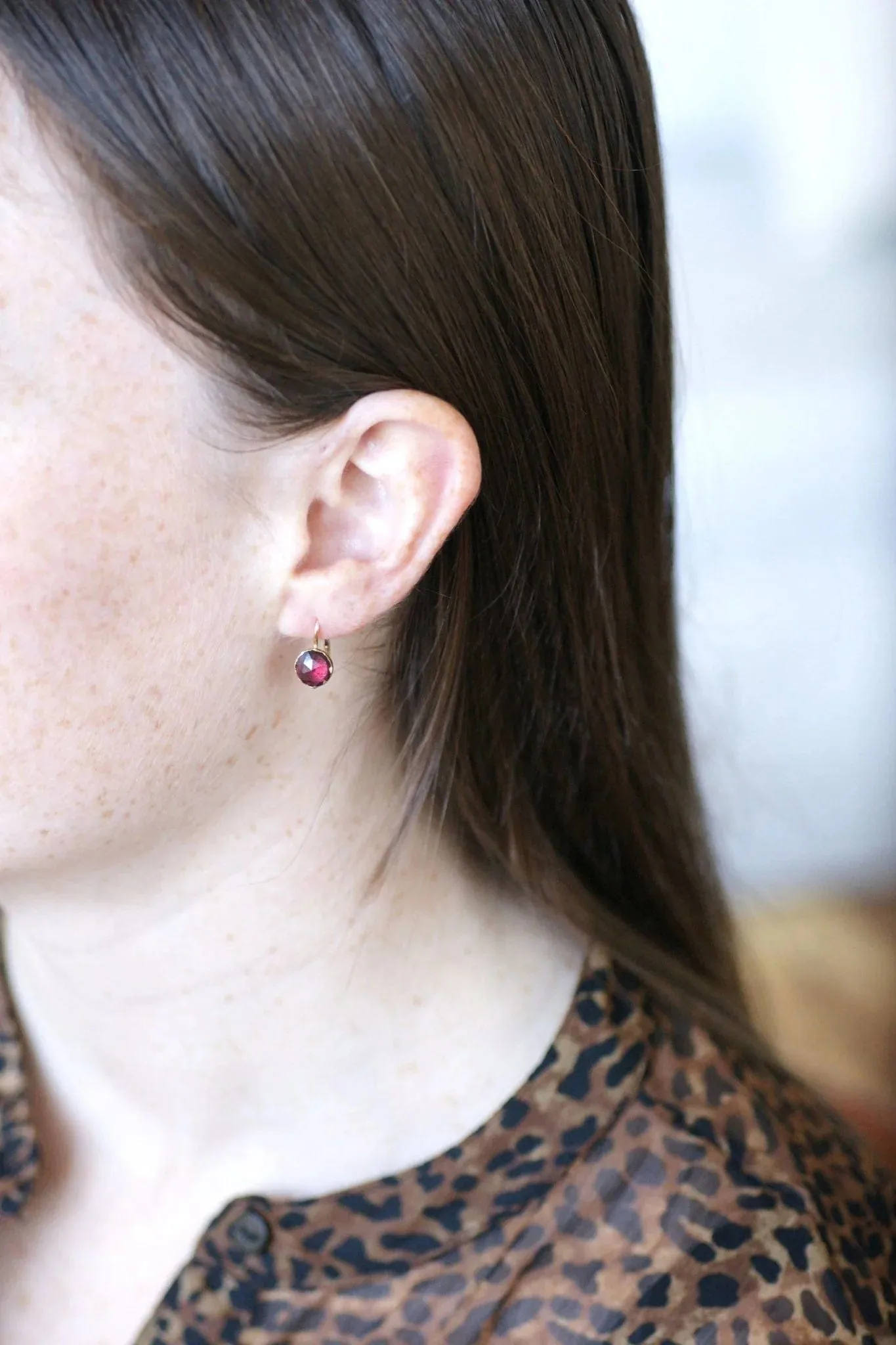 Dormeuses anciennes or et grenats sold by 58 Facettes product image thumbnail 5