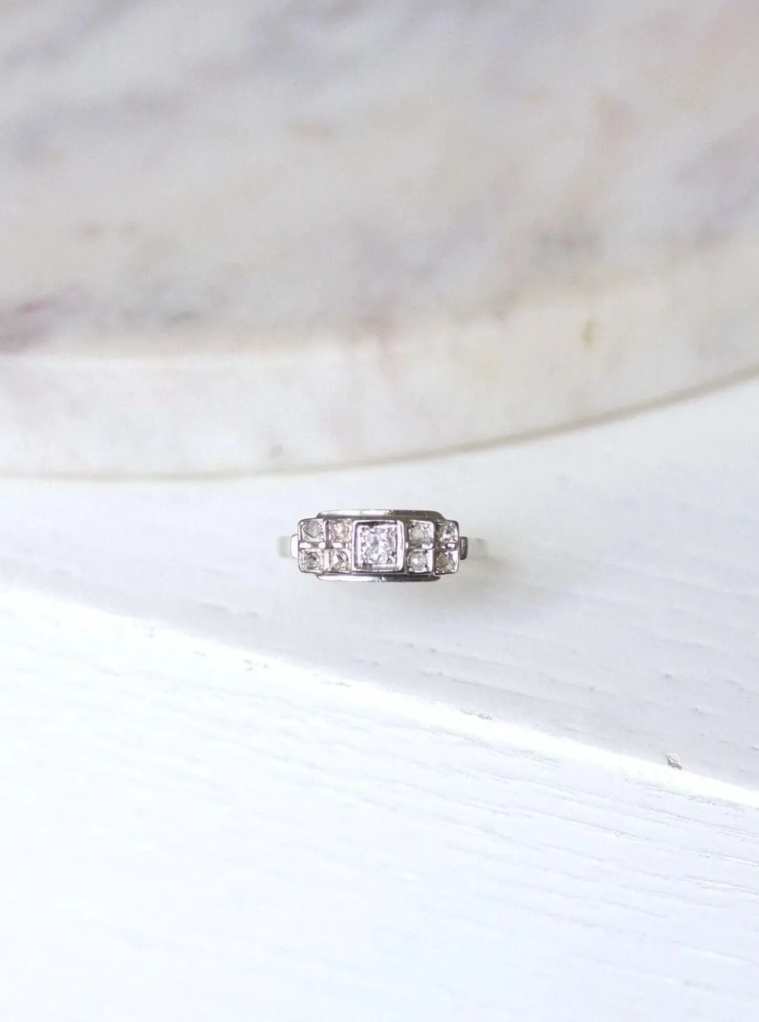 Bague de fiançailles bandeau Art Deco diamants sold by 58 Facettes product image thumbnail 2